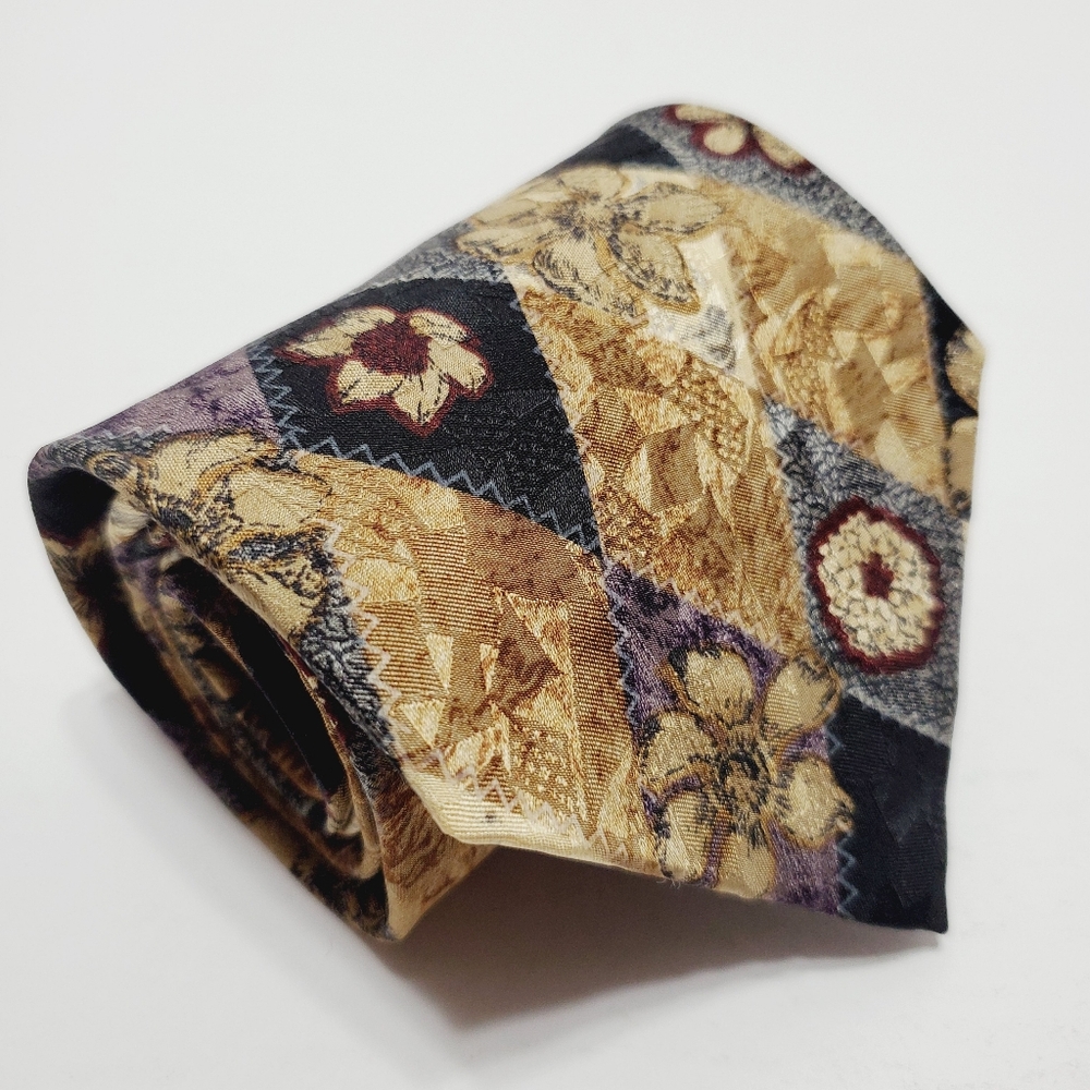 Enzo Felini Tan Geometric Floral Pattern Men's Silk Necktie 56x3.75"